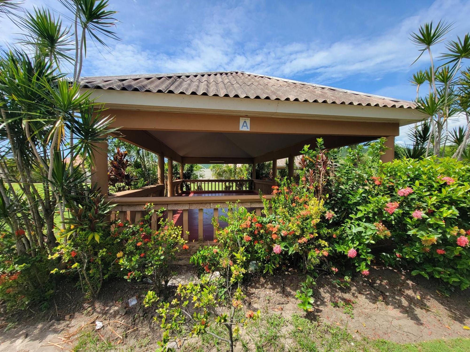 Comfortable Strategic Lodging Quarters Spanish Town المظهر الخارجي الصورة